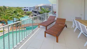 Image of Drift South 34 - Luxurious rooftop holiday apartment with lagoon pool views