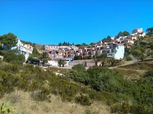 Image of T2 Dans Crique Entre Banyuls sur mer et Cerbère Piscine et Terrasse