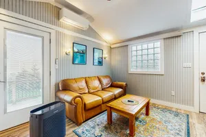 Image of Charming, Dog-Friendly Cottage w\/ Shared Pool - Walk to the Ocean