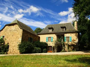 Image of A stunning French farmhouse retreat in the heart of Averyon.