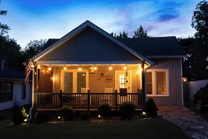 Image of Etowah's Cottage - dog friendly, king beds, hiking, rafting, motorcycles