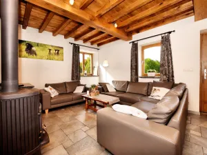 Image of Spacious house with sunny garden