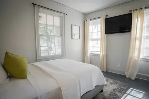 Image of Cozy 2BR Pet-Friendly Home