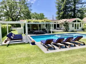 Image of Wine Country Retreat With Pool & Spa, Walking distance to Sonoma Plaza, 10 Bikes