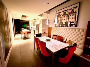 Image of 3 Storey Terrace House Walk Fox Studios SCG & City
