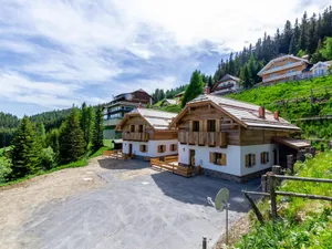 Image of Freestanding chalets with sauna on the slopes