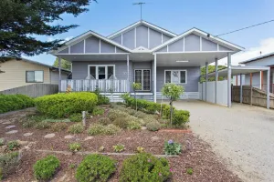 Image of 4-Bed 3-Bath Sunset Haven