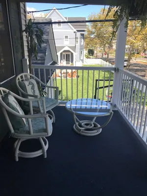 Image of Adorable Guesthouse 3 Blocks To The Beach