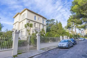 Image of CLOSE CROISETTE-MODERN-A/C-CONGRESS-BEACHES