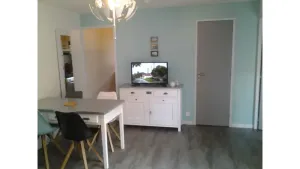 Image of Pleasant Maisonnette 2\/4 pers in residence with swimming pool.