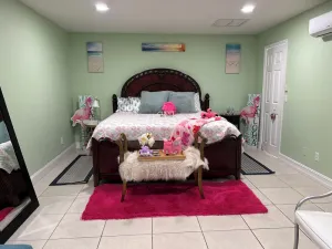 Image of Flamingo Cozy Guest Suite