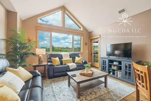 Image of Riverstone Retreat
