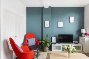 Image of Large 1BR Apartment Sleeps 4 by Black Door Stays
