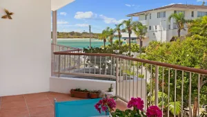 Image of Drifters Unit 4 - River views at tastefully decorated unit