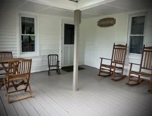 Image of Cozy Farmhouse