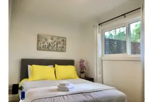 Image of Spacious 3BR w\/ Outdoor Patio - Good for Big Group