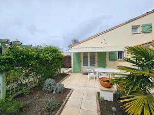 Image of Charming Holiday Home with Pool, Near La Palmyre Beach and Forest