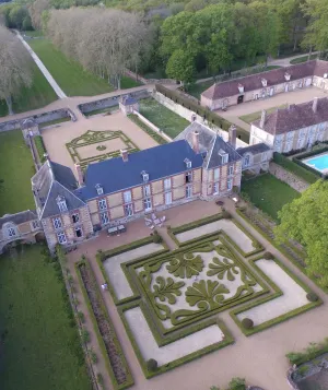 Image of 18th century castle