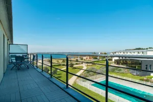 Image of Les Thermes 532 - Vue mer avec piscine partagée