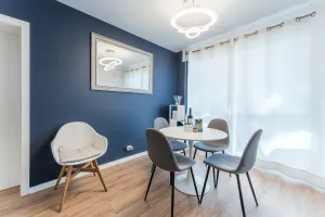 Image of GuestReady - Shades of Blue with Balcony