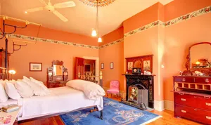 Image of George Lowe Esquire Apartment - Buxton Manor