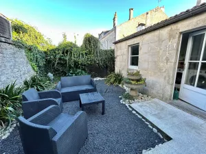 Image of L'Authentique - Situé en face des thermes et tout proche du coeur de ville