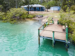 Image of Toogoom Retreat - Absolute Riverfront - Sleeps 6-8 - Boat Ramp - Wi-Fi - Pets