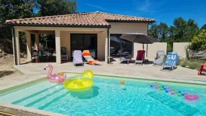 Image of New villa with air conditioning, WiFi and private pool in Barjac