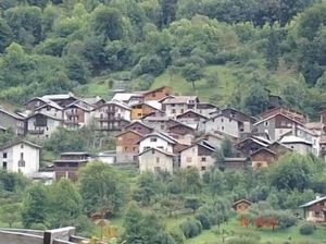 Image of Luxury Studio With Easy Access To The 3 Valleys In A Beautiful Spa Town.