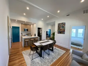 Image of Downtown Salem - Park & Play Modern 3 Bedroom