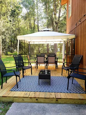 Image of Lucky Lodge: 3Bd\/2Bth Home Away from Home Sleeps8!