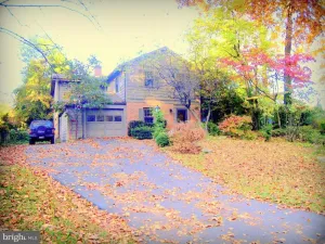 Image of North Bethesda Town Center Villa, close to white house, NIST