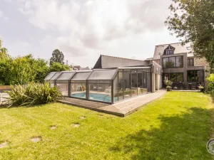 Image of Luxurious 5-Bed Home with Indoor Pool, Garden, and Modern Amenities near Mont St-Michel