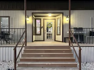 Image of The Barndeaux Guest House - 3 BR\/3BA, Bulverde, TX