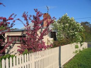 Image of Reynolds Cottage Woodend