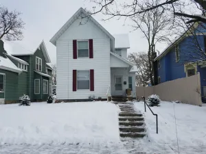 Image of Downtown 2-Story Cottage