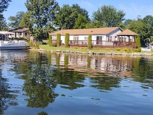 Image of Crooked Lake Retreat\/Waterfront