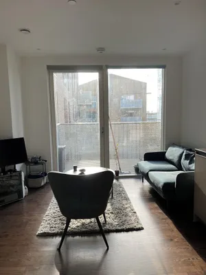 Image of Modern 1-BD Apt with Balcony | Surrey Quays