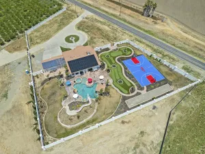 Image of 4BR LUXURY ENTERTAINMENT OASIS