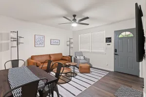 Image of Stafford Oaks | 3 Bed, 1 Bath