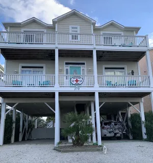Image of Beach Views and Private Pool Exceptionally well Equipped for Family Fun