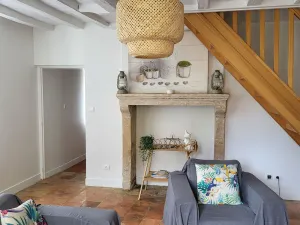 Image of Maison de Village avec Jardin, Parc Privé et Box Fibre, Animaux Bienvenus, à 15 min du Mans - FR-1-410-333