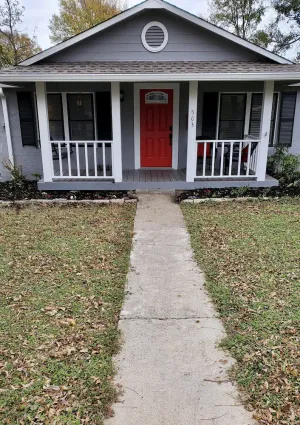 Image of The Cottage @ Georgetown Square. 5% weekly discount; 10% monthly discount.