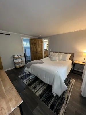 Image of Remodeled cozy country suite. Close to Cooperstown