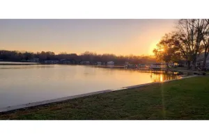 Image of Lake Haven Cottage • Fun Summer Get Away! fishing and kayaks!