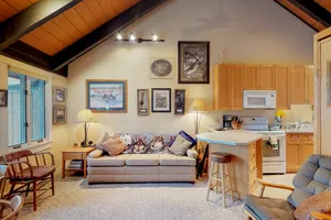 Image of Golf course condo with WiFi, fireplace - access to pool & hot tub