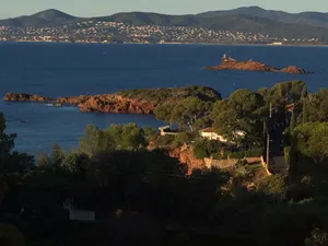 Image of EXCEPTIONAL SEA VIEW, 100 sqm apartment in private park, 3 bedrooms