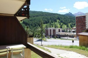 Image of 20m from ski slopes, balcony, tv, ski locker, 24m², Vars