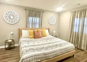 Image of Stylish, modern, REMODELED : Central Location
