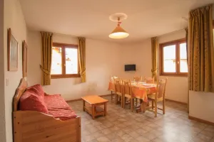 Image of 1st floor, balcony, tv, ski locker, 38m², Aussois